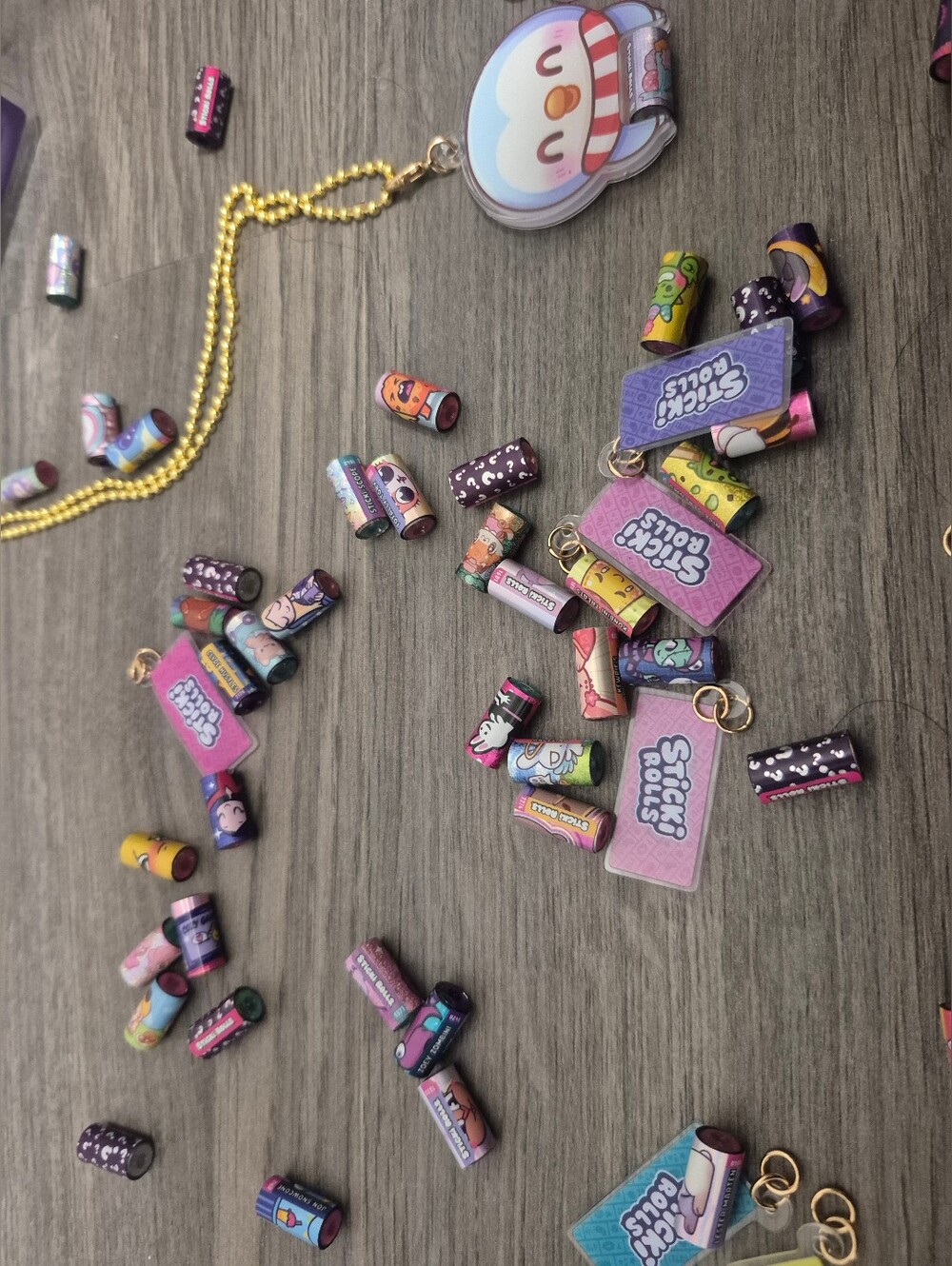 Sticki Rolls 2 Book, Necklaces And Rolls - Picture 3 of 5